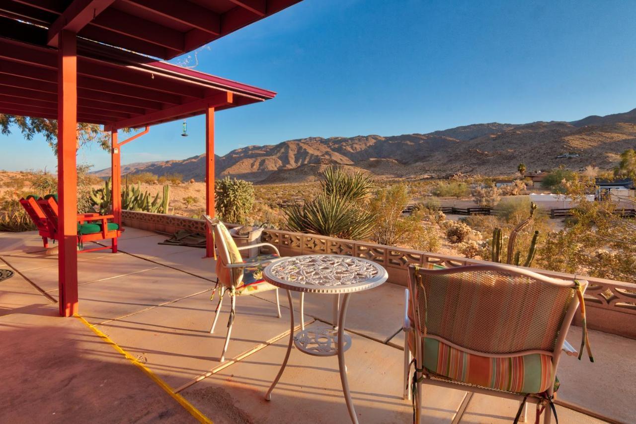 Chuck'S Cabin In A Joshua Tree Community Twentynine Palms Eksteriør bilde