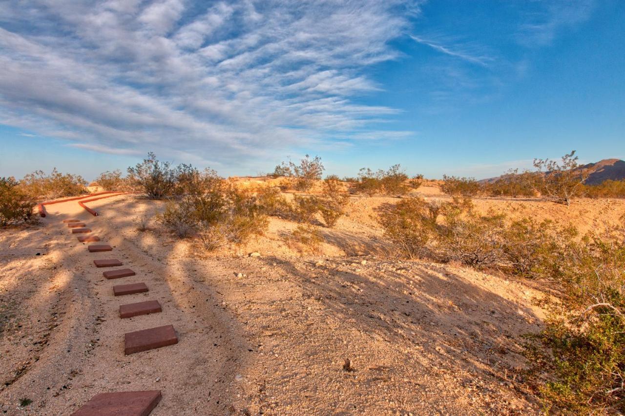 Chuck'S Cabin In A Joshua Tree Community Twentynine Palms Eksteriør bilde